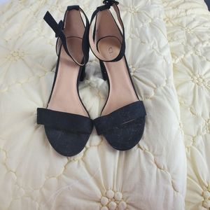 Chinese Laundry Black Suede block heels 8.5